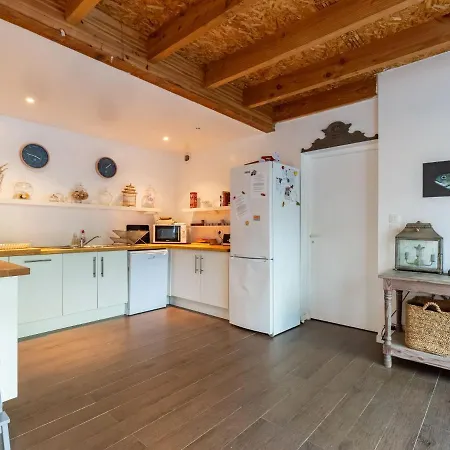 Holiday home Hibiscus By Interhome *